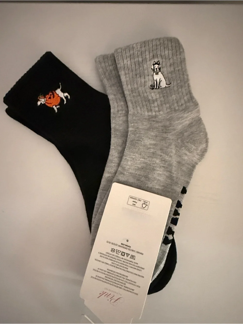 PINK Victoria's Secret 2-Pack Crew Socks with Dog Embroidery - Black & Gray